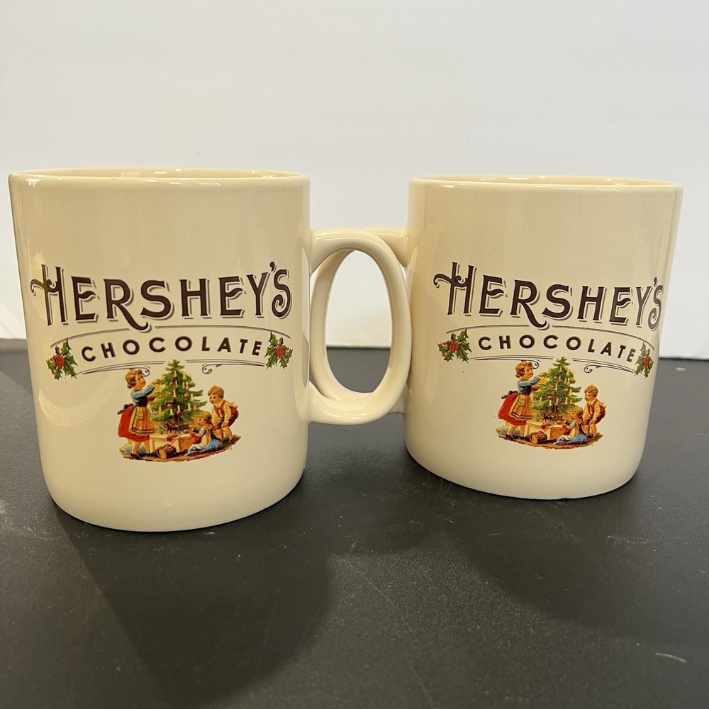 (2) Galerie~HERSHEY'S CHOCOLATE~Very Large Mugs~Vintage‎ Christmas